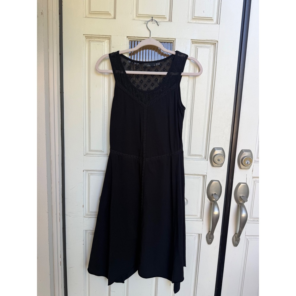 Prana Black Sleeveless Lace Yoke Crochet Midi Dress Sharkbite Hem Size Small